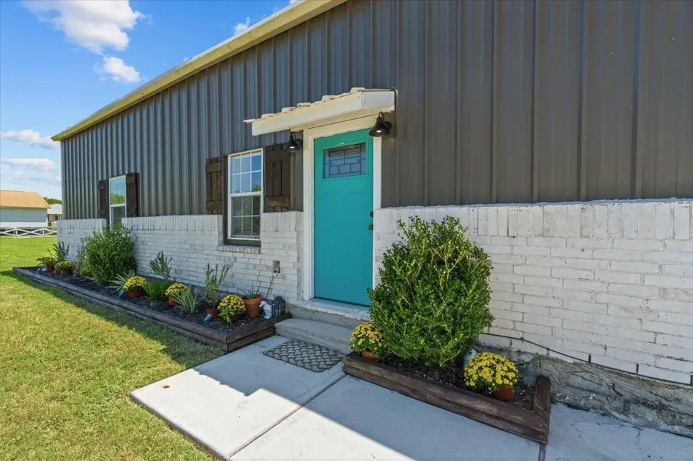 13509 S Bellaire Street Santa Fe, TX 77510