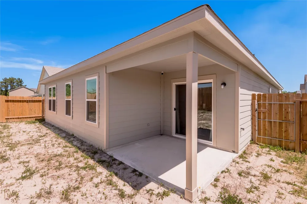 410 Del Monte Drive Huntsville, TX 77320