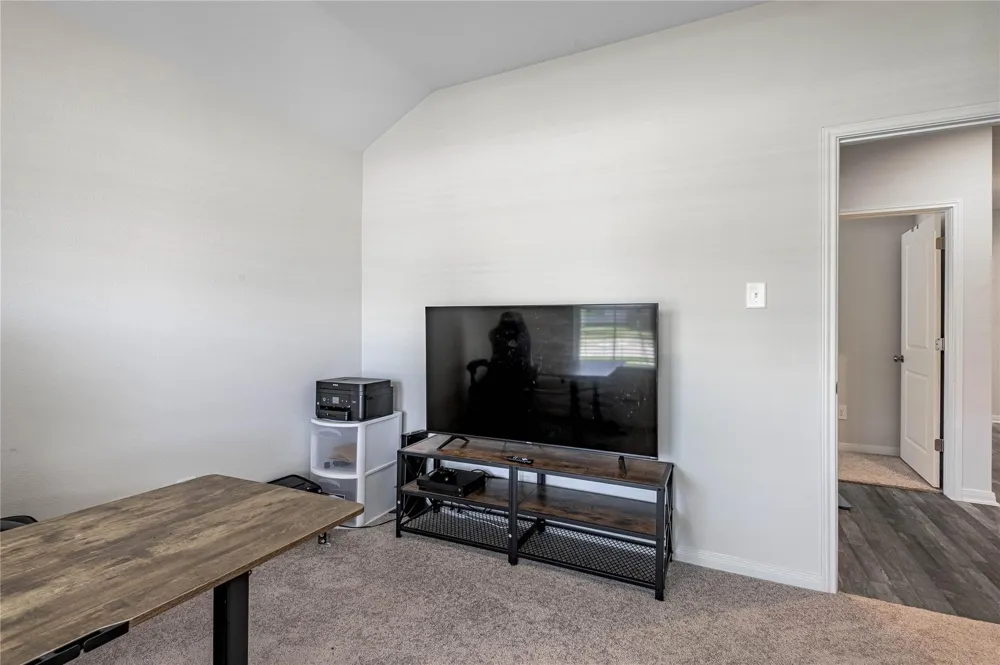 410 Del Monte Drive Huntsville, TX 77320
