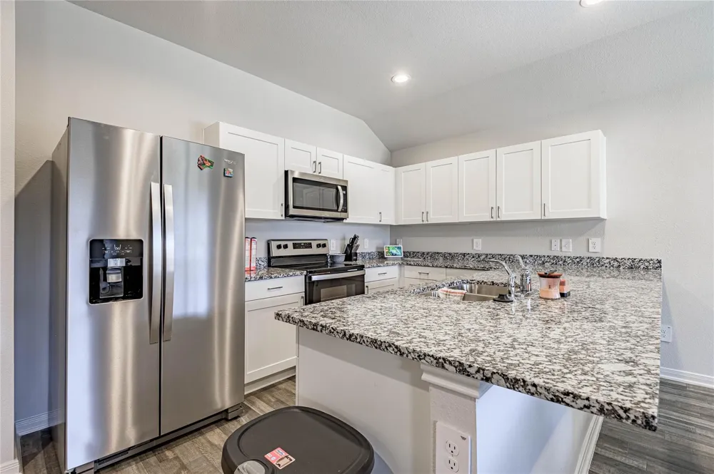 410 Del Monte Drive Huntsville, TX 77320