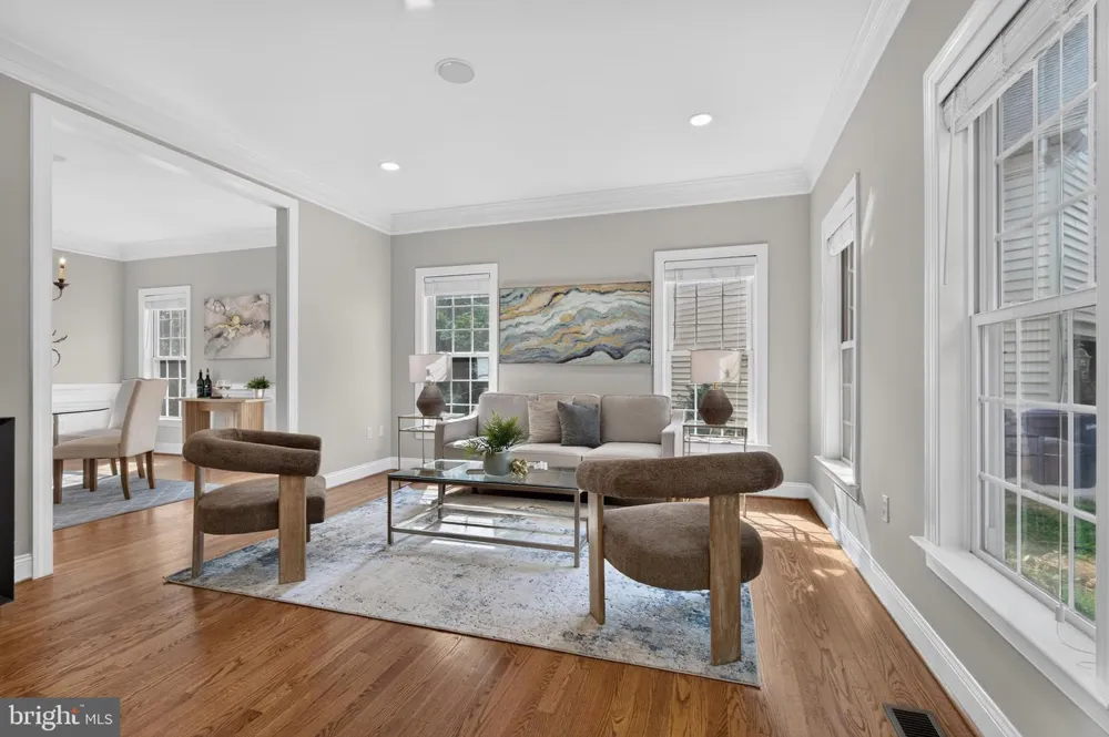 889 BALLOU STREET Herndon, VA 20170