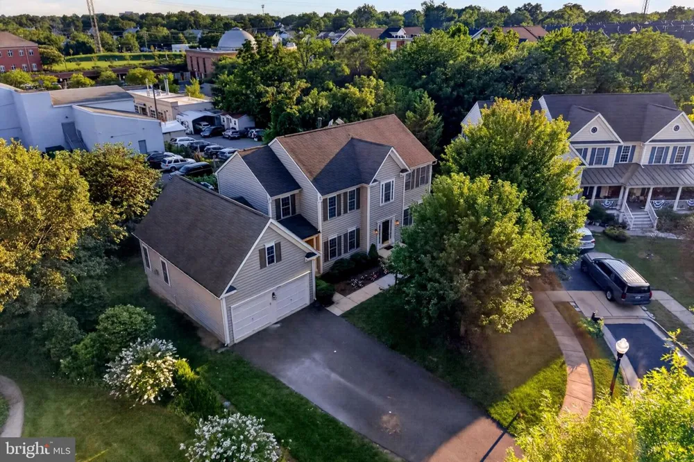 889 BALLOU STREET Herndon, VA 20170