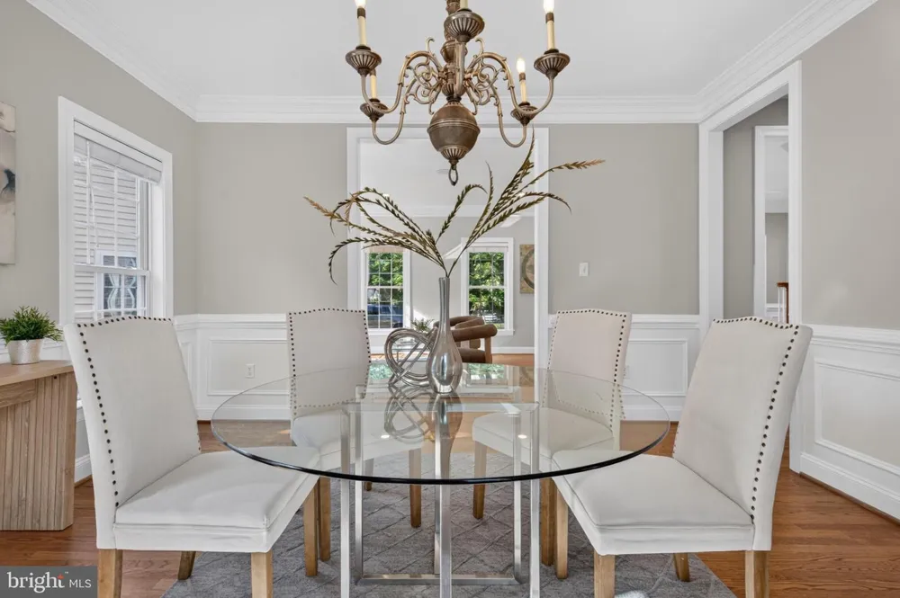 889 BALLOU STREET Herndon, VA 20170