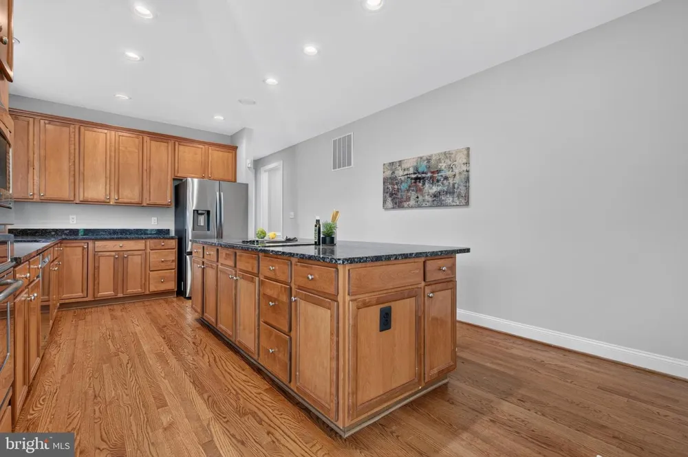 889 BALLOU STREET Herndon, VA 20170