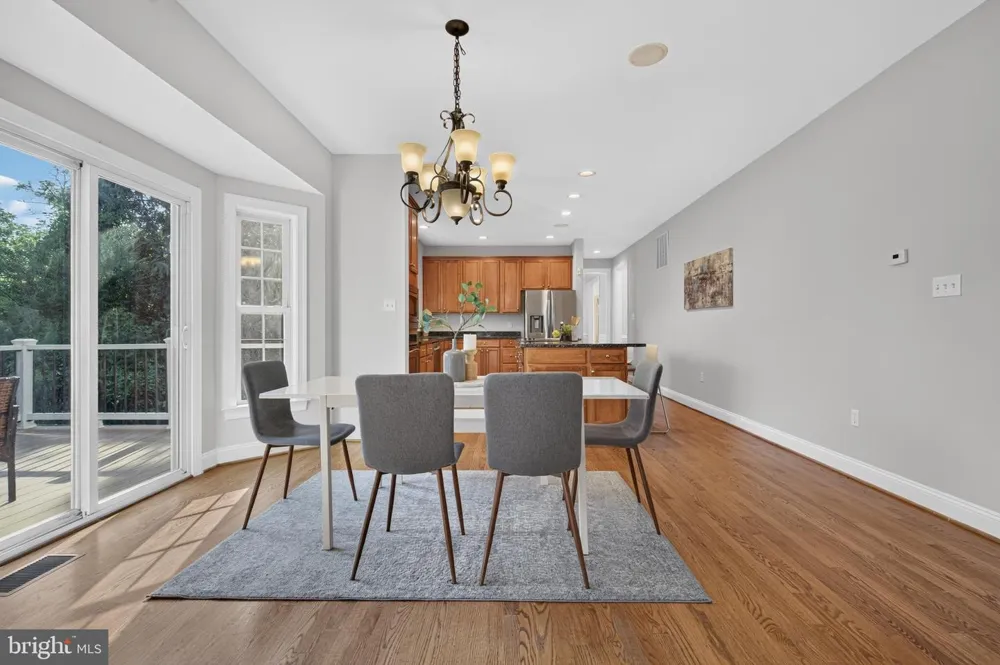 889 BALLOU STREET Herndon, VA 20170