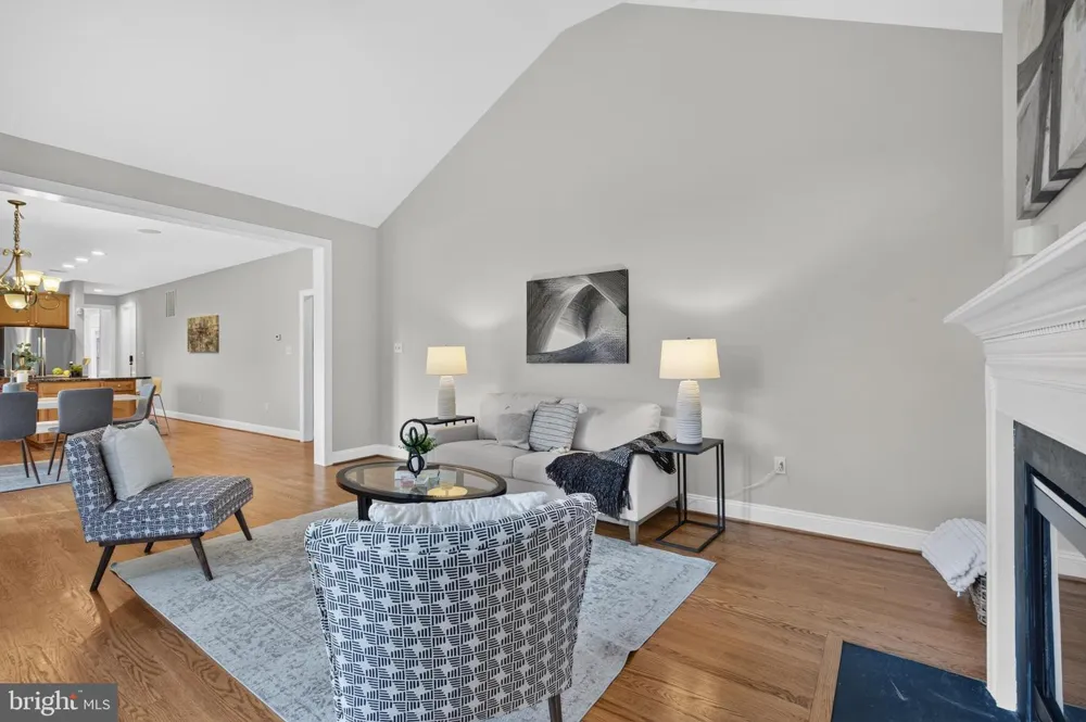 889 BALLOU STREET Herndon, VA 20170