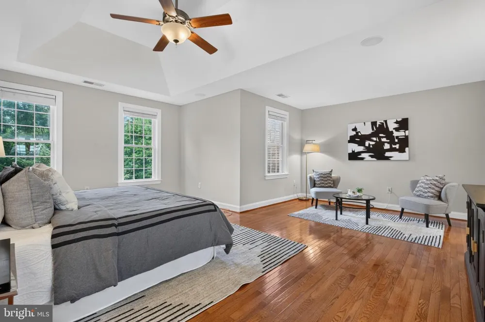 889 BALLOU STREET Herndon, VA 20170