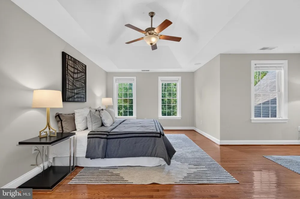 889 BALLOU STREET Herndon, VA 20170