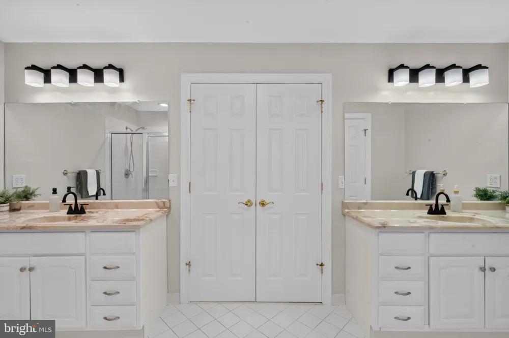 889 BALLOU STREET Herndon, VA 20170