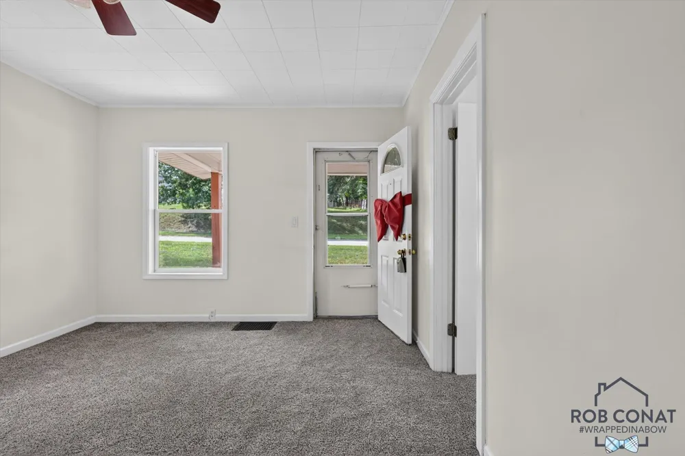 1662 Bristol Avenue NW Grand Rapids, MI 49504