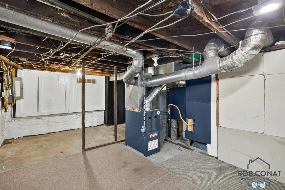 1662 Bristol Avenue NW Grand Rapids, MI 49504