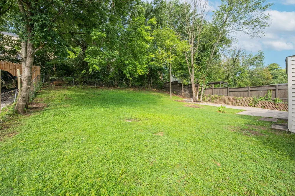 4921 Barclay Square Dr Antioch, TN 37013