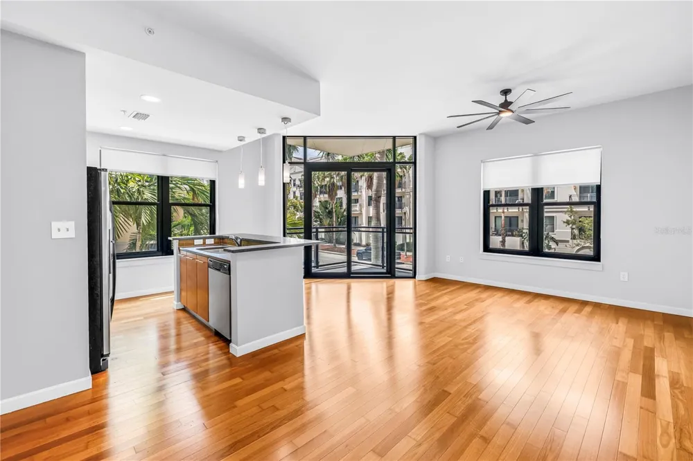 400 4TH AVENUE S #207 St Petersburg, FL 33701