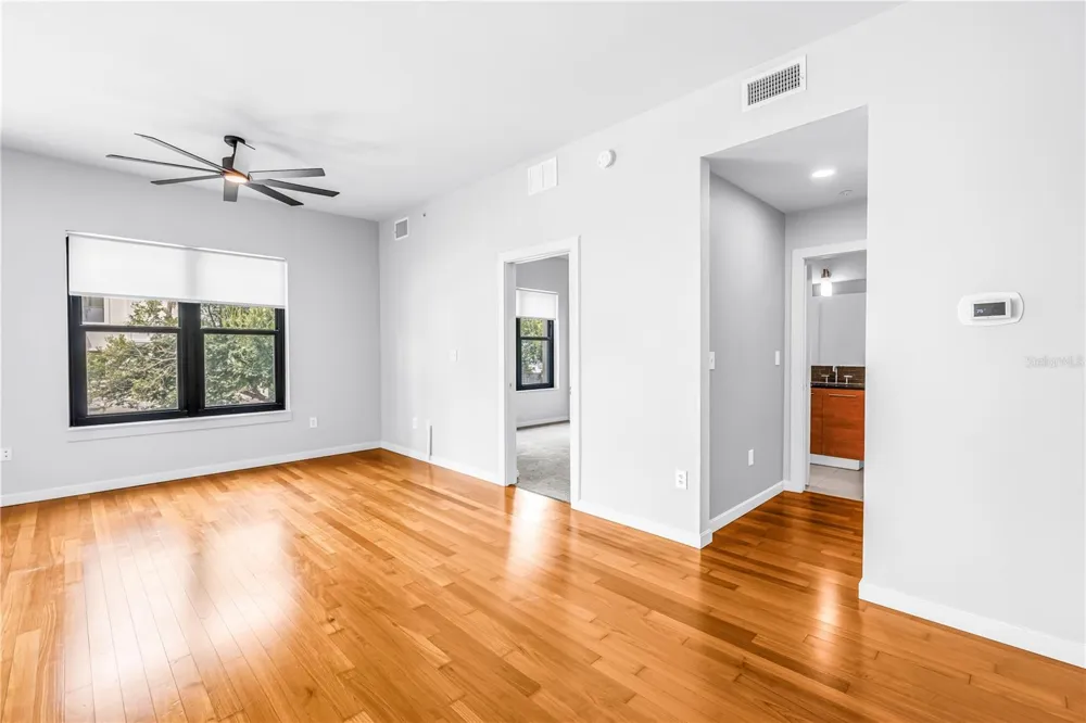 400 4TH AVENUE S #207 St Petersburg, FL 33701