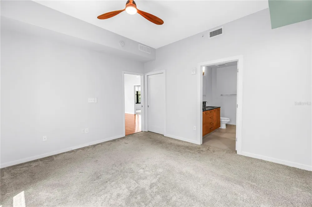 400 4TH AVENUE S #207 St Petersburg, FL 33701