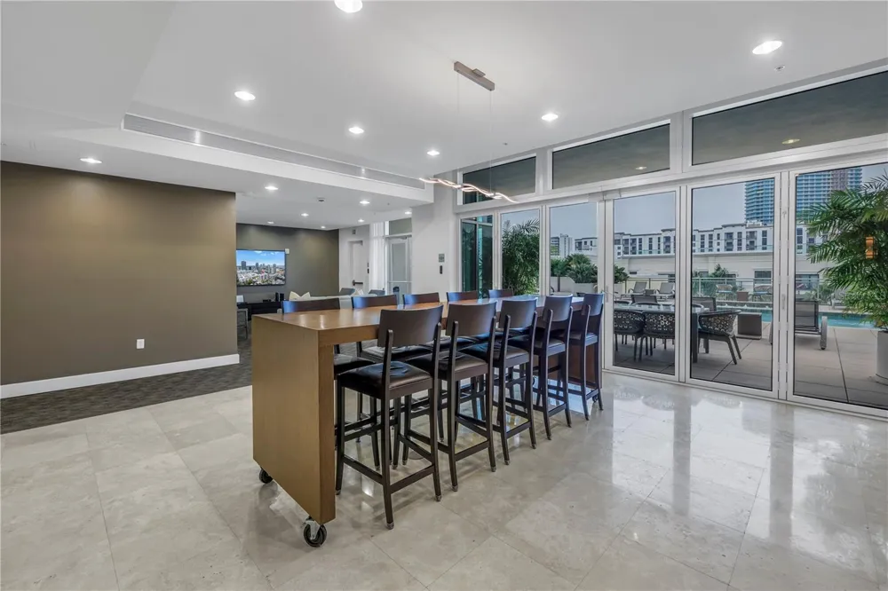 400 4TH AVENUE S #207 St Petersburg, FL 33701