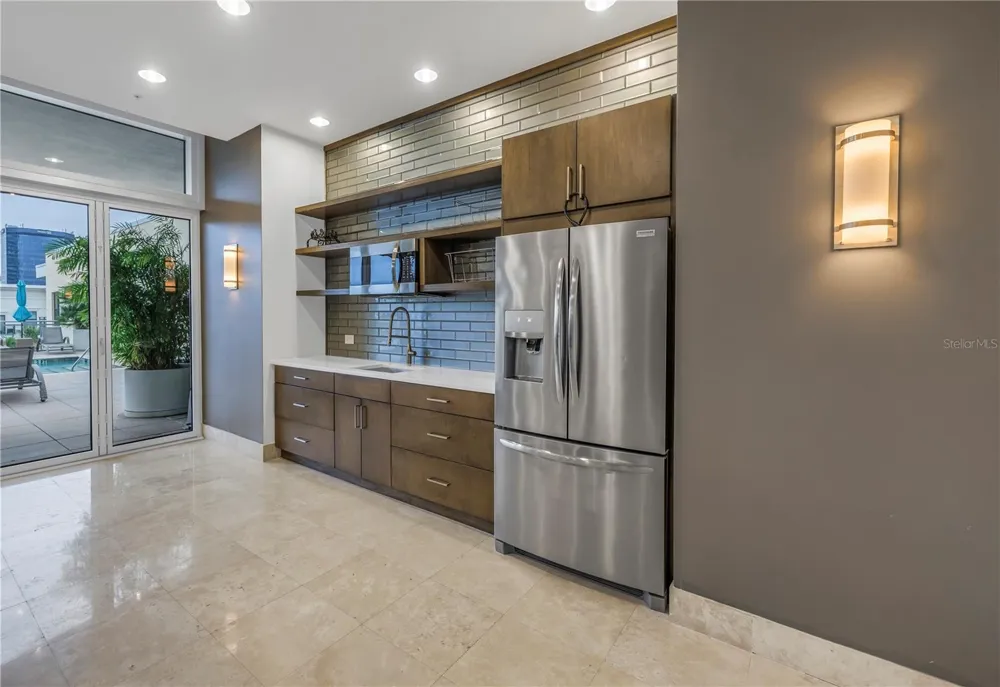 400 4TH AVENUE S #207 St Petersburg, FL 33701