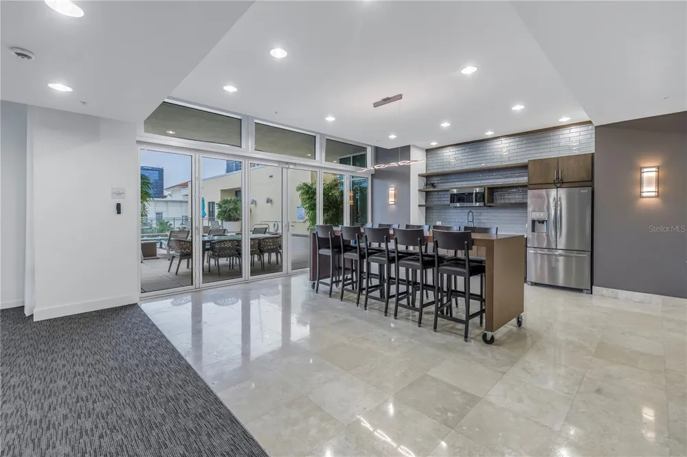 400 4TH AVENUE S #207 St Petersburg, FL 33701