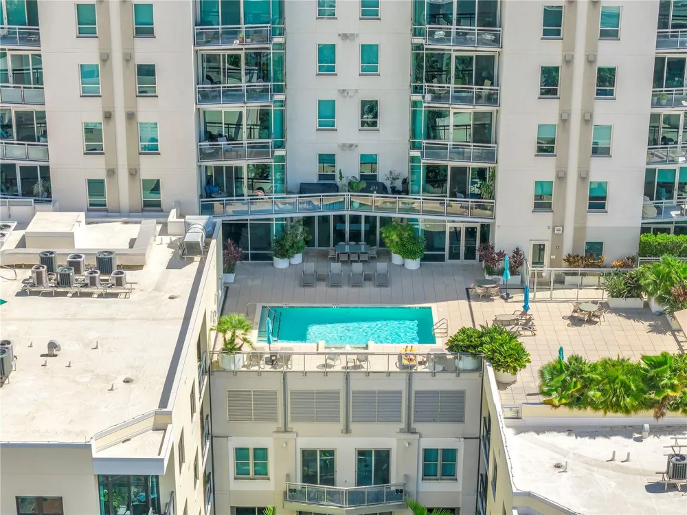 400 4TH AVENUE S #207 St Petersburg, FL 33701
