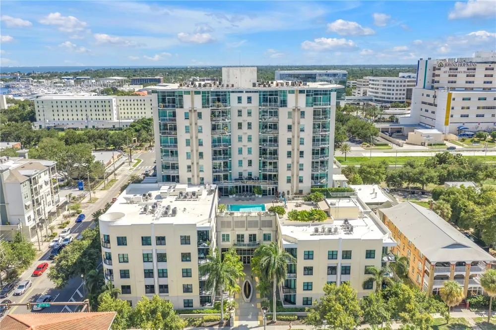 400 4TH AVENUE S #207 St Petersburg, FL 33701