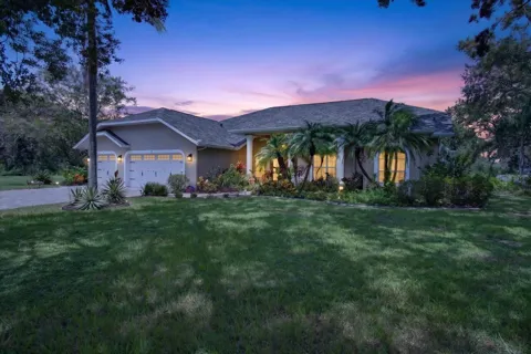 8735 CRESCENT FOREST BOULEVARD