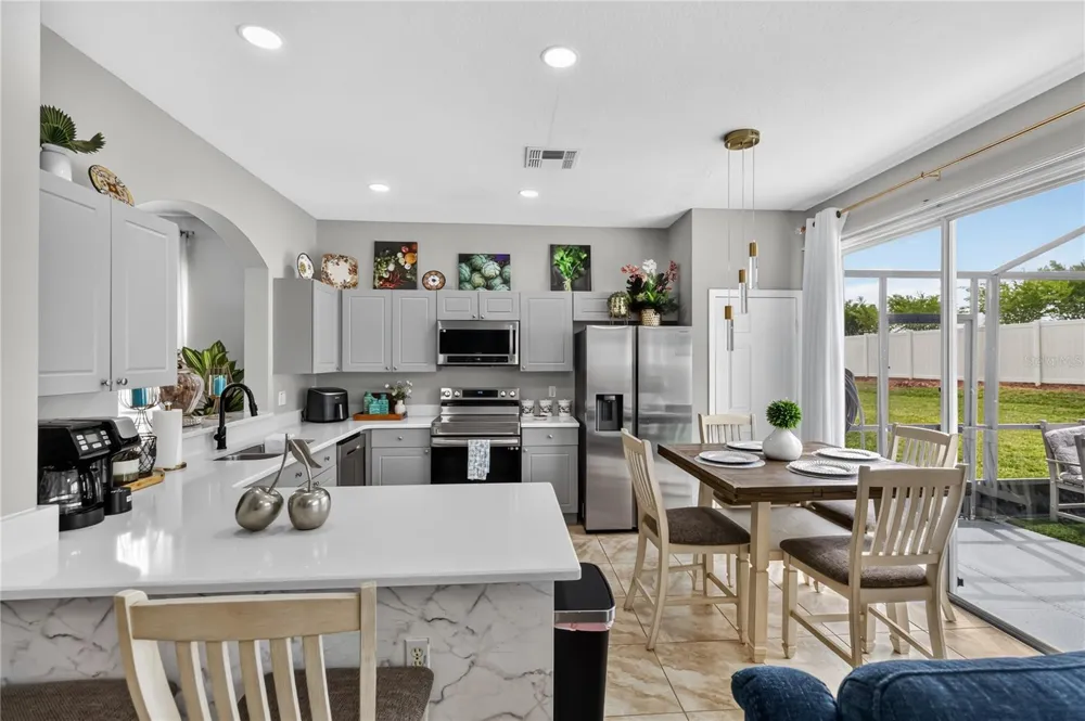 8006 KING PALM CIRCLE Kissimmee, FL 34747