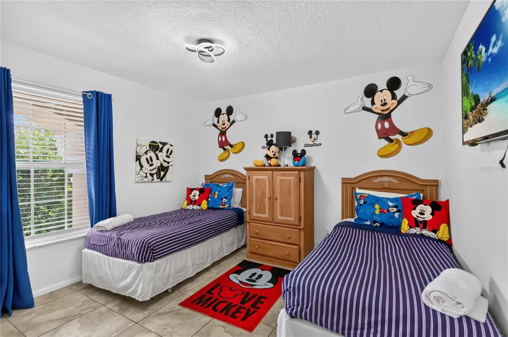 8006 KING PALM CIRCLE Kissimmee, FL 34747