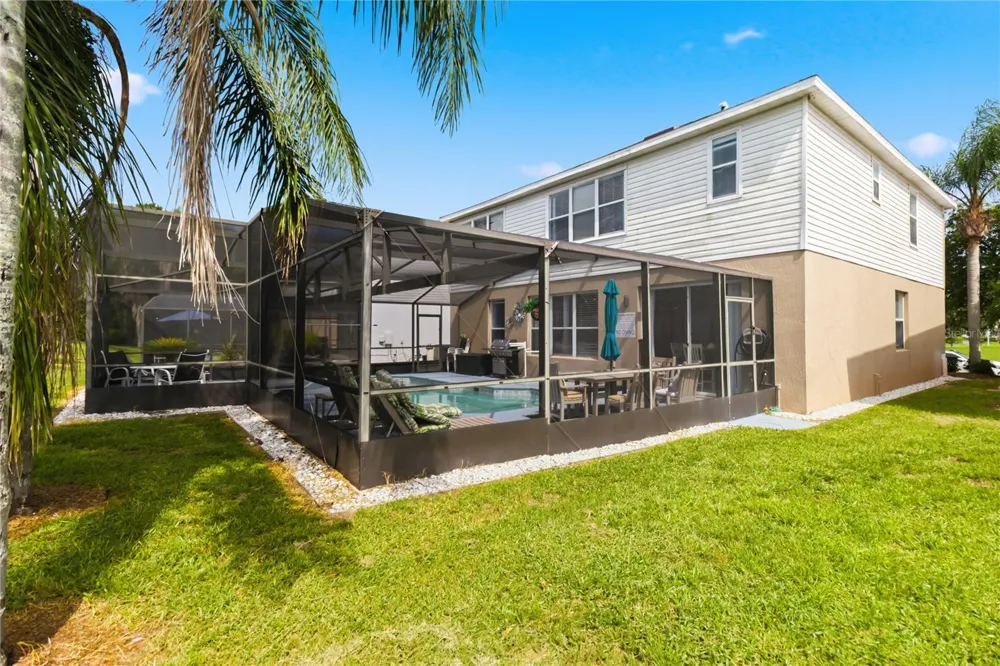 8006 KING PALM CIRCLE Kissimmee, FL 34747