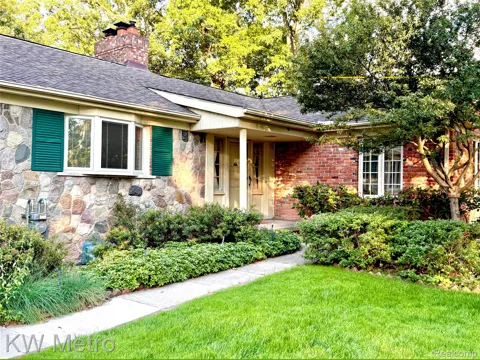 1448 Inwoods Circle