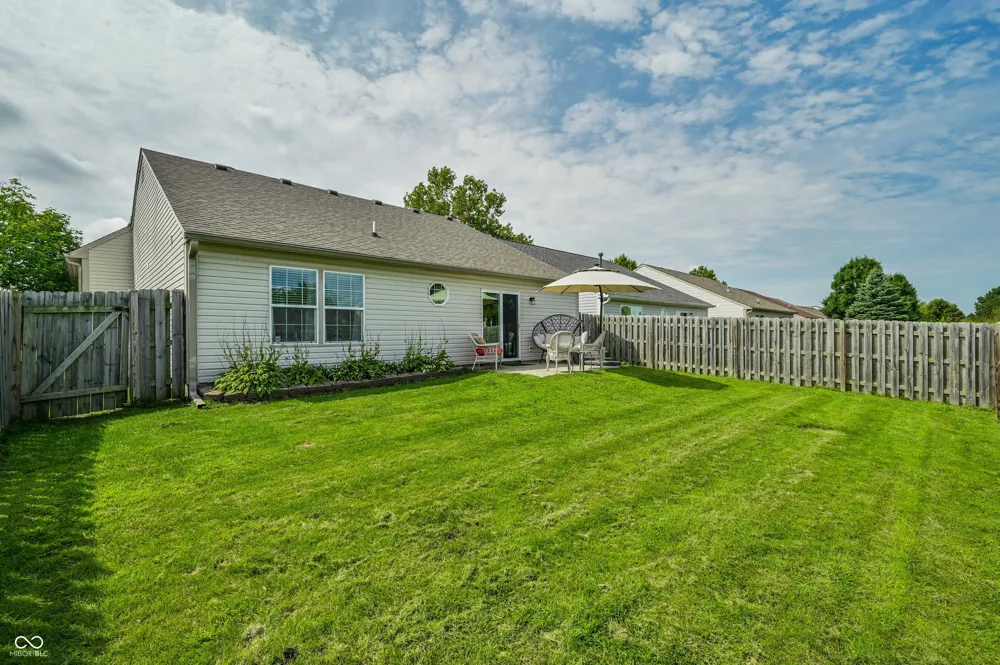 624 Daniel Court Westfield, IN 46074