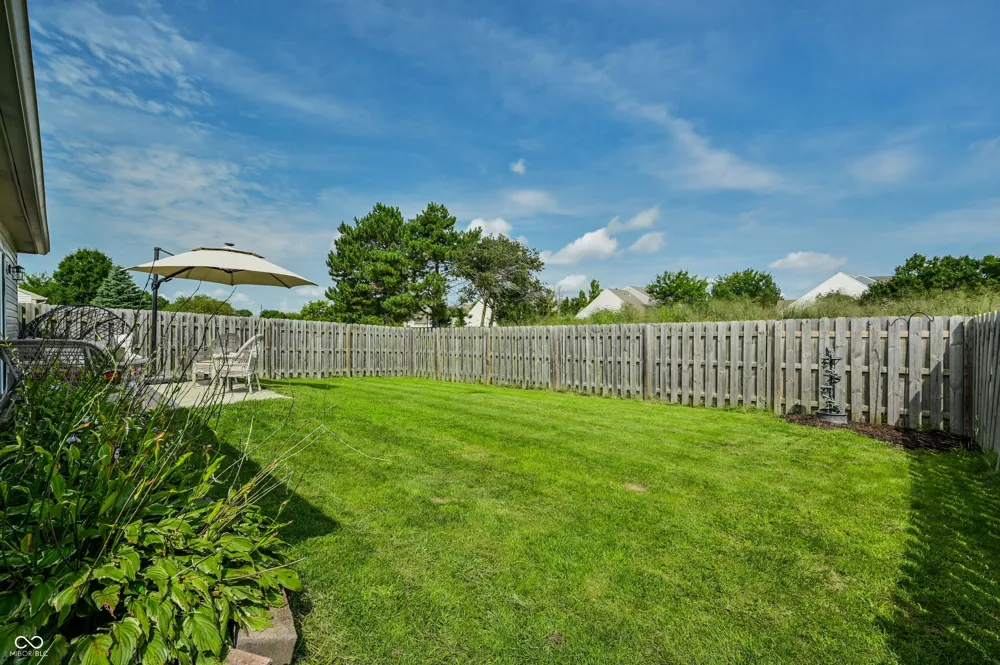 624 Daniel Court Westfield, IN 46074