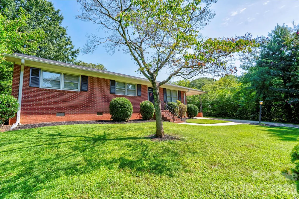 404 Pineview Drive Kings Mountain, NC 28086