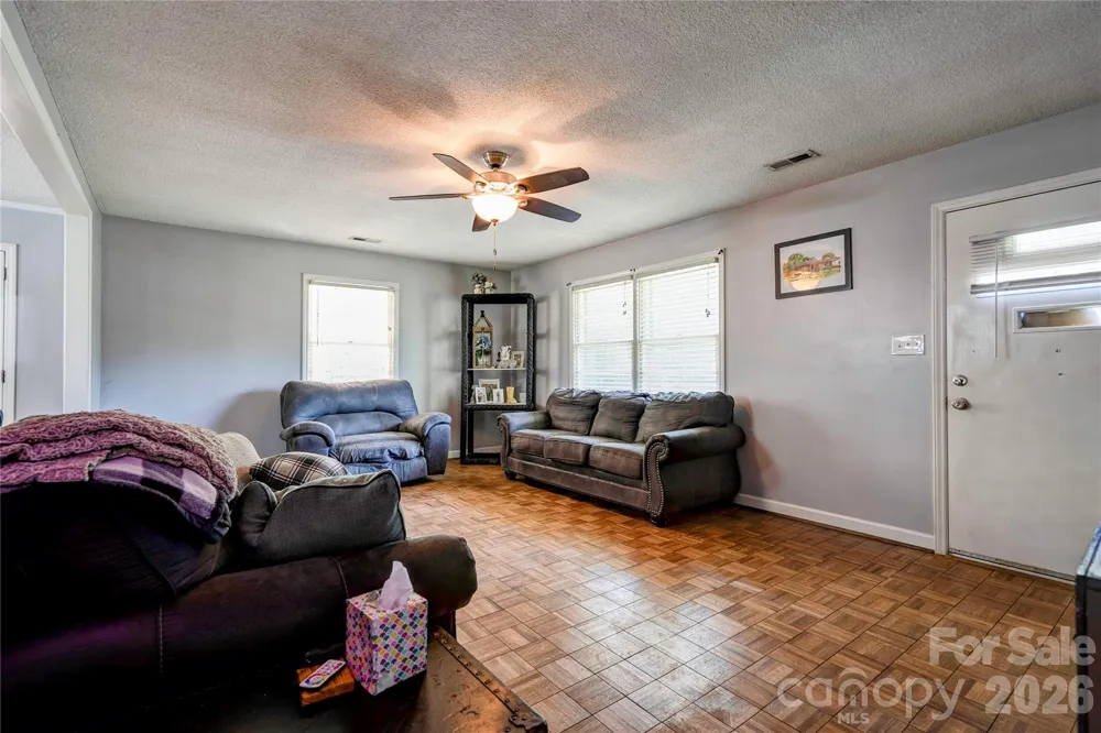 404 Pineview Drive Kings Mountain, NC 28086