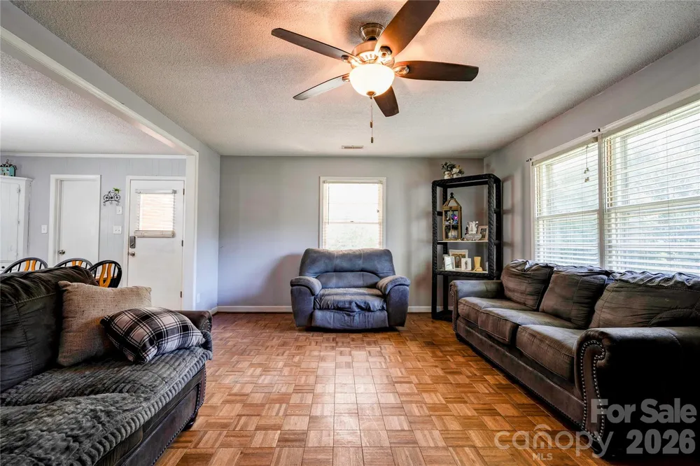 404 Pineview Drive Kings Mountain, NC 28086