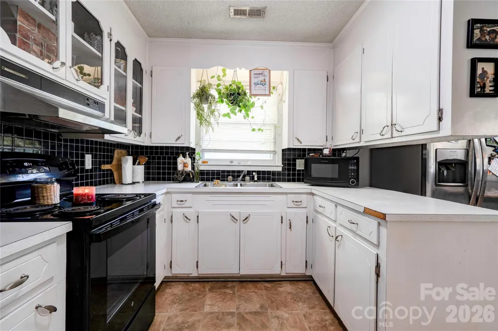 404 Pineview Drive Kings Mountain, NC 28086