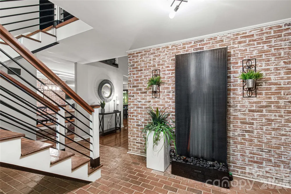 5 Oak Leaf Road Clover, SC 29710