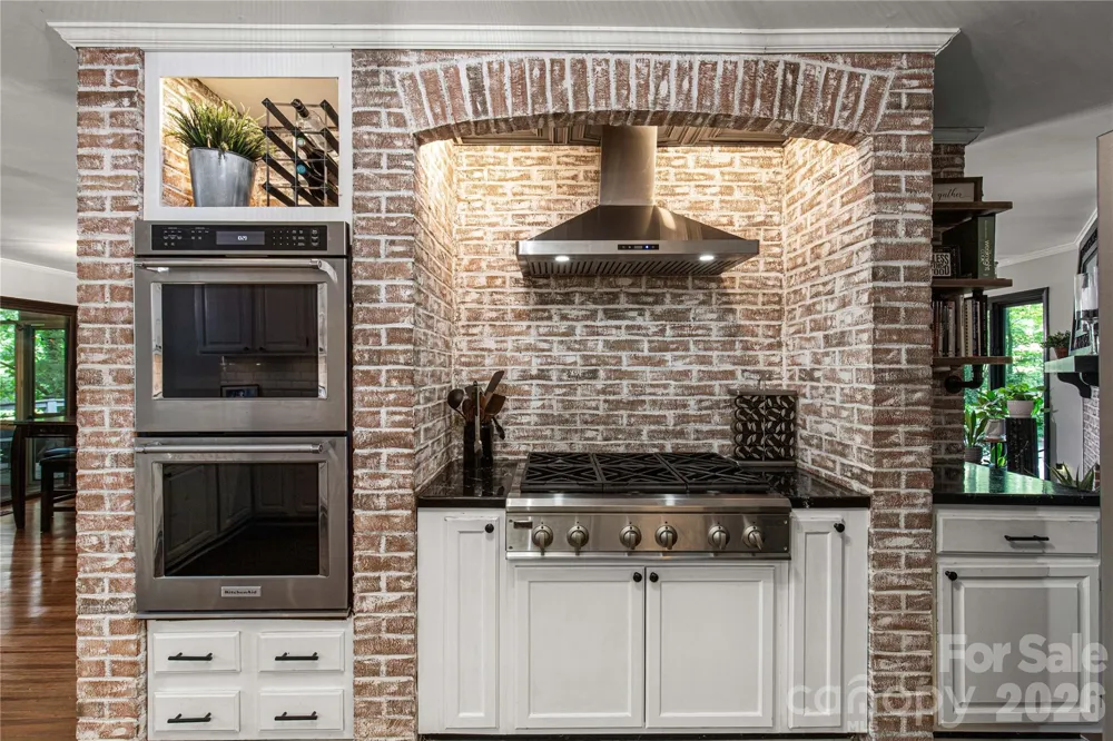 5 Oak Leaf Road Clover, SC 29710