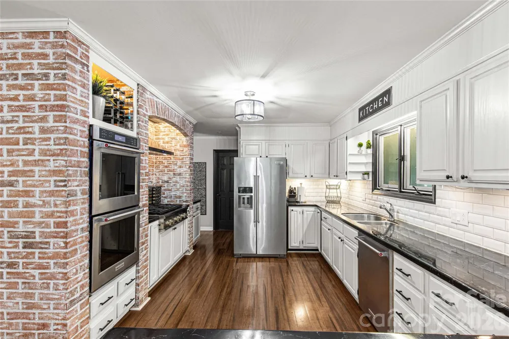 5 Oak Leaf Road Clover, SC 29710