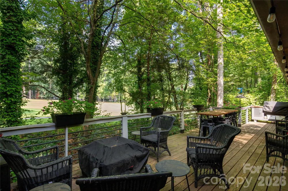 5 Oak Leaf Road Clover, SC 29710