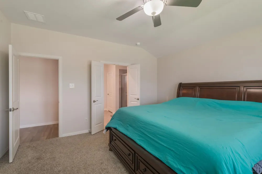 1805 Gold Mine Trail Aubrey, TX 76227