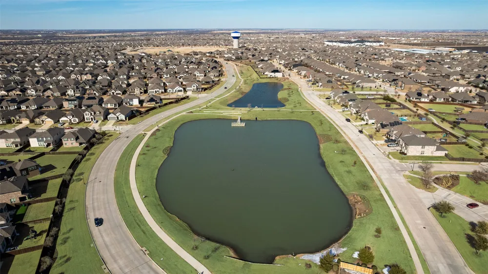 1805 Gold Mine Trail Aubrey, TX 76227