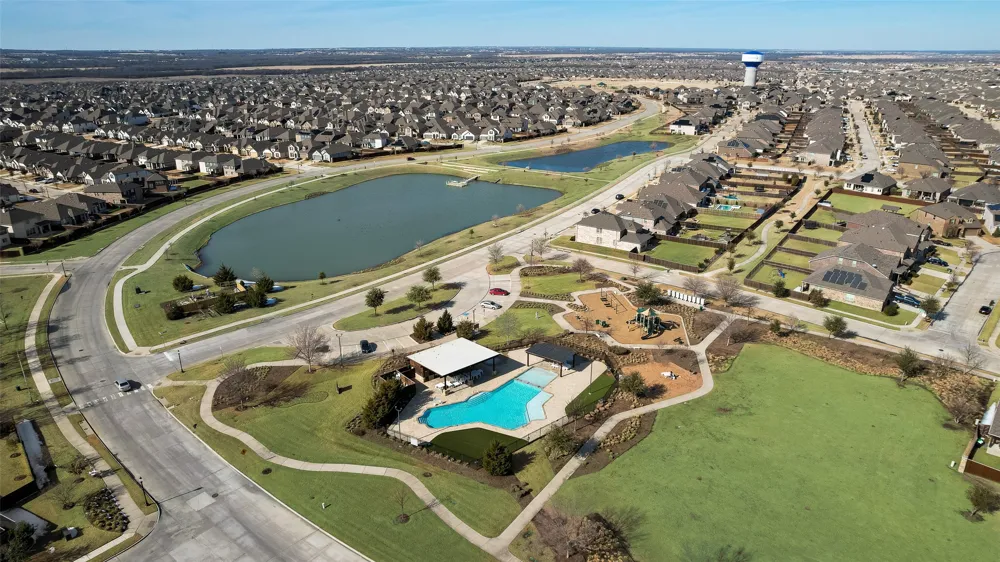1805 Gold Mine Trail Aubrey, TX 76227