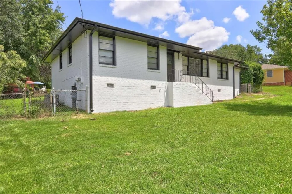 970 Oglethorpe Avenue Athens, GA 30606