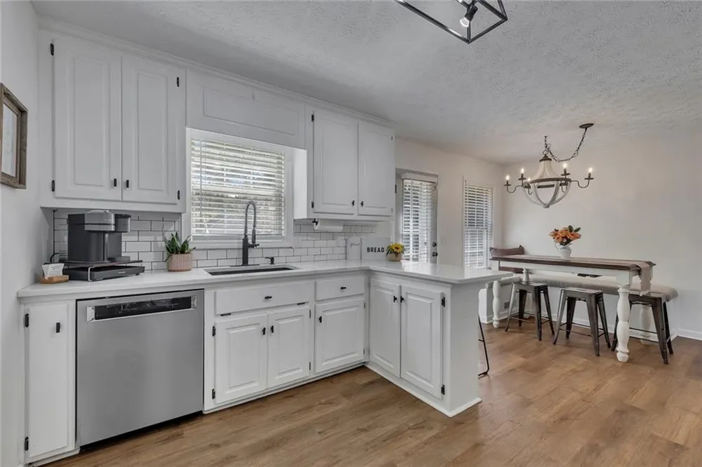 351 Laiken Drive Jasper, GA 30143