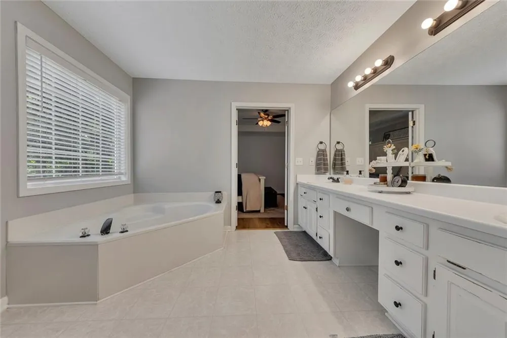 351 Laiken Drive Jasper, GA 30143