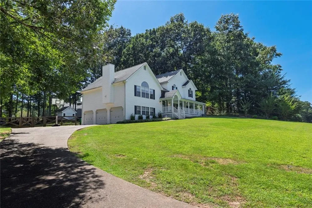 351 Laiken Drive Jasper, GA 30143
