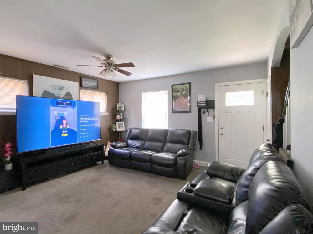 1126 DUNDALK Baltimore, MD 21224