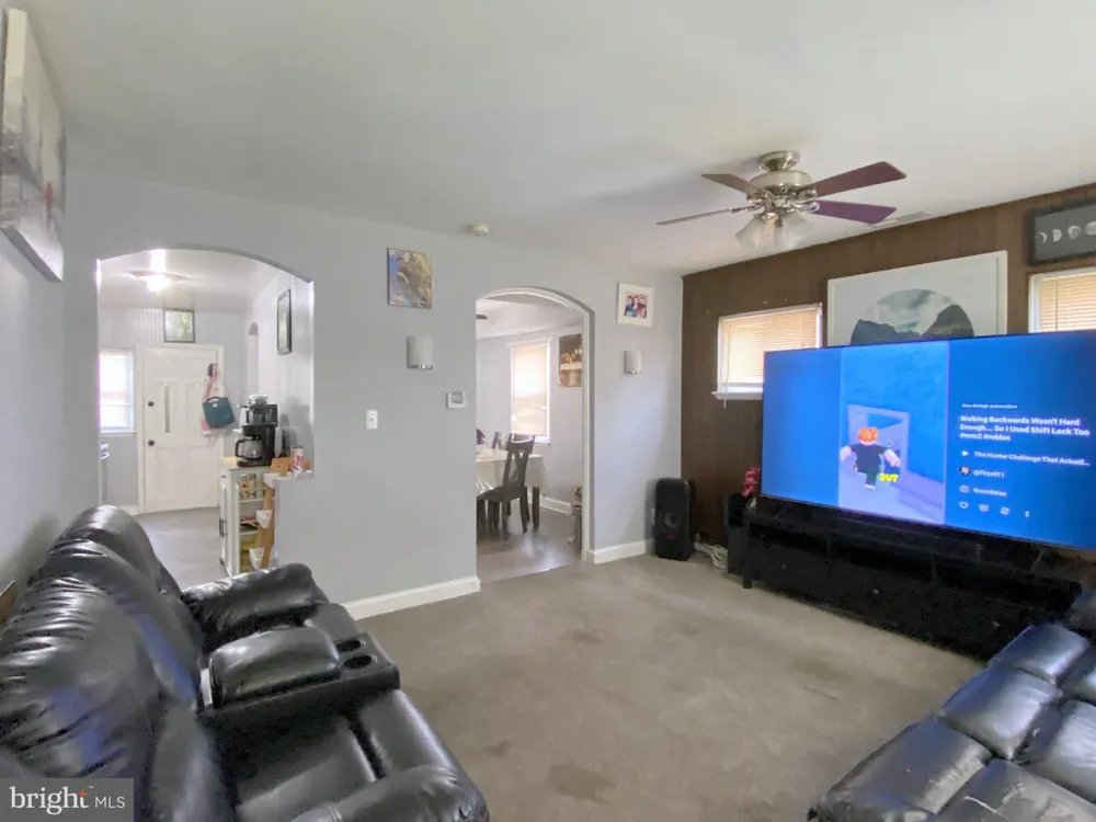 1126 DUNDALK Baltimore, MD 21224