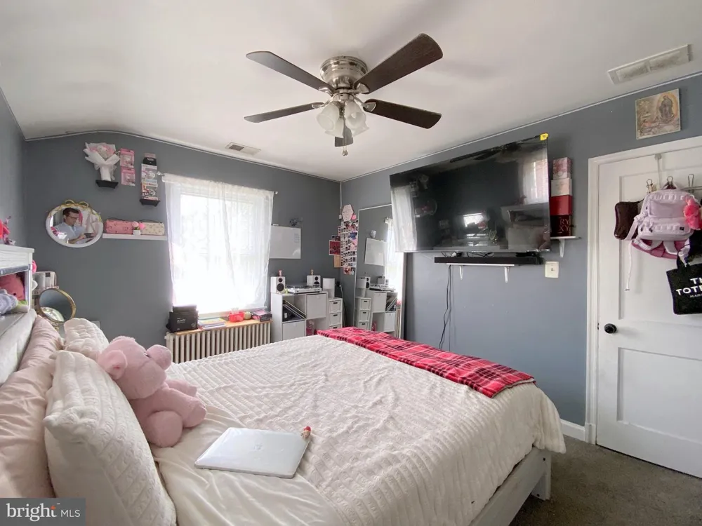 1126 DUNDALK Baltimore, MD 21224
