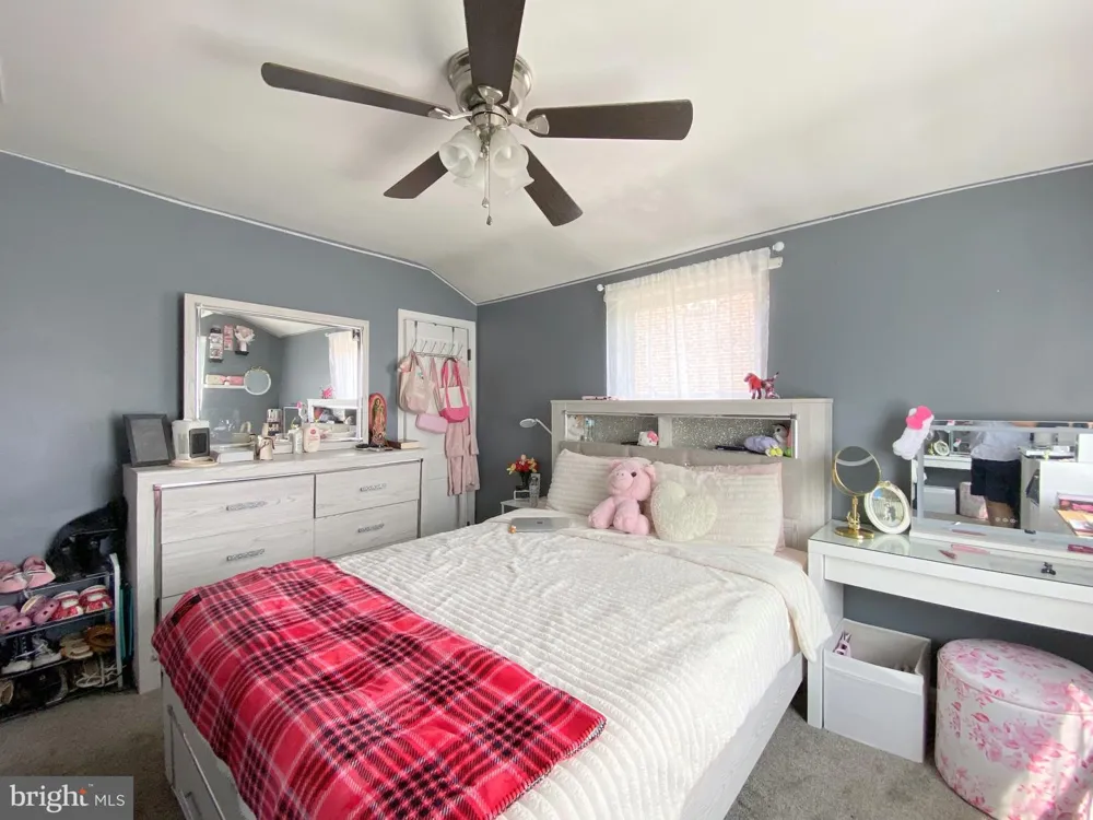 1126 DUNDALK Baltimore, MD 21224
